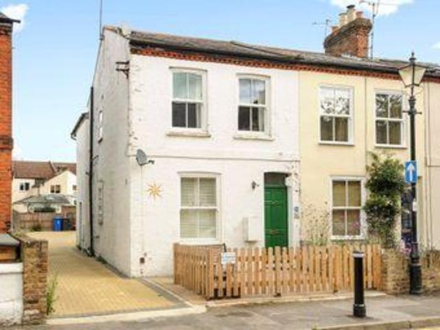 House for rent in Windsor House Stables, Lambourn