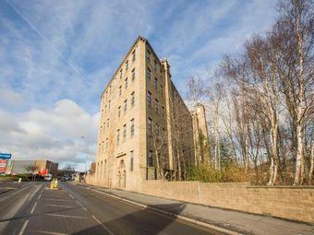 House for rent in Halifax, West Yorkshire