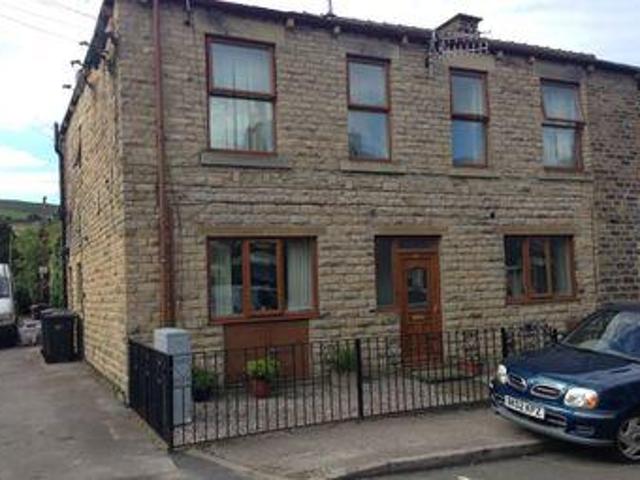House for rent in Charlesworth, East Midlands