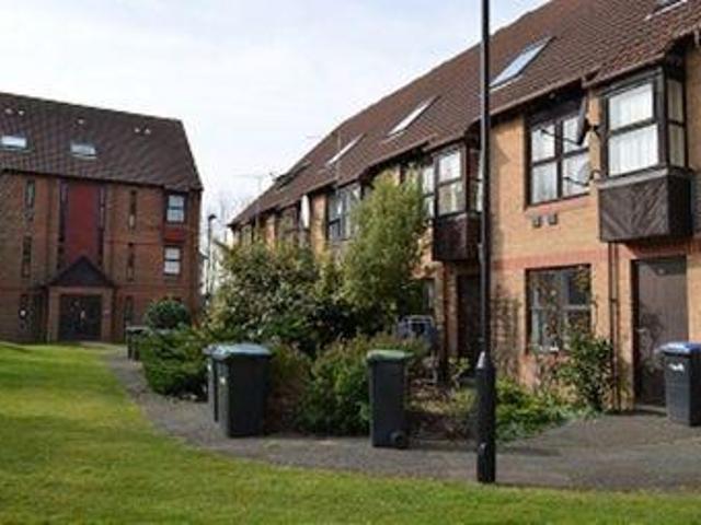 House for rent in Lyons, Greater London