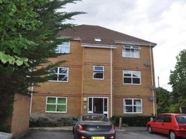 House for rent in Staines, Surrey