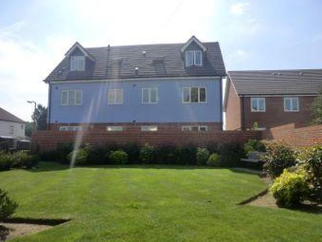 House for rent in Blackhills, Surrey