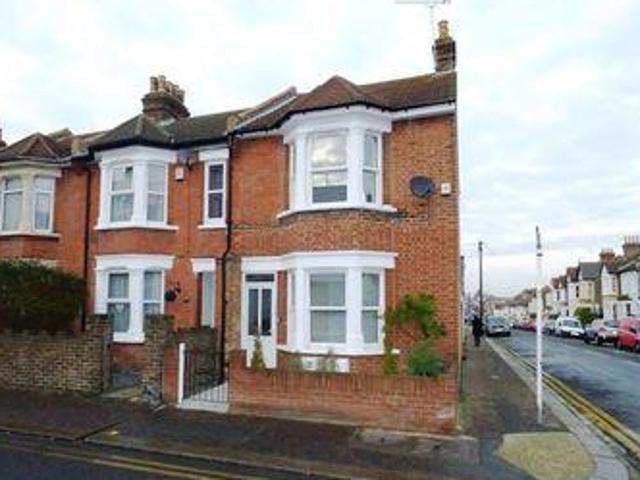 House for rent in Alton Barnes, Essex