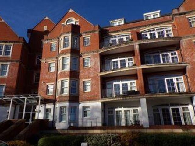House for rent in Navestock Side