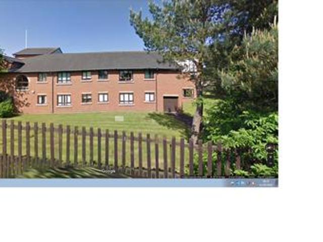 House for rent in Charlesworth, East Midlands