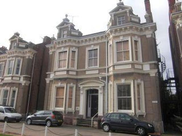 House for rent in Green Close, Warwickshire