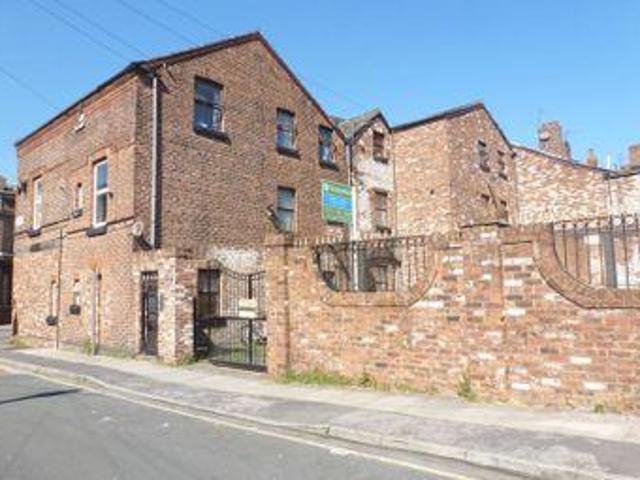 House for rent in Calderstones