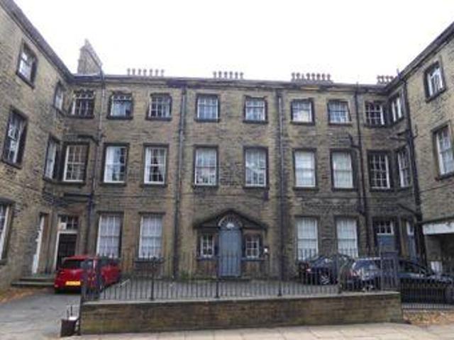 House for rent in Halifax, West Yorkshire