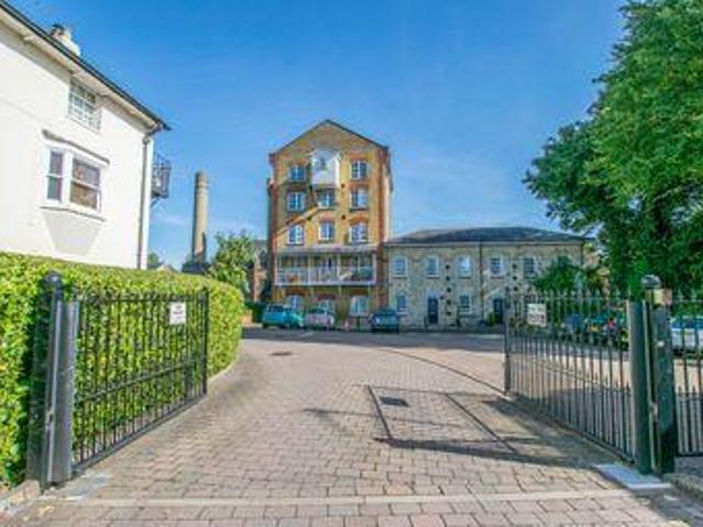 House for rent in Hertford, Colliers End