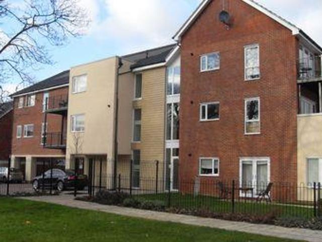 House for rent in Staines, Surrey