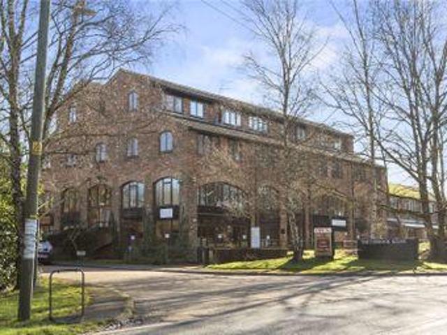 House for rent in Fole, Surrey
