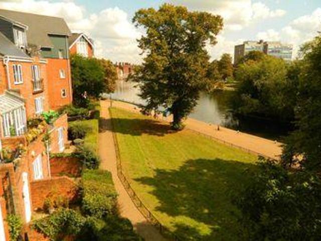 House for rent in Bedford