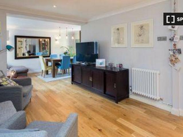 House for rent in Lyons, Greater London