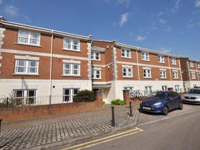 House for rent in Guildford, Surrey