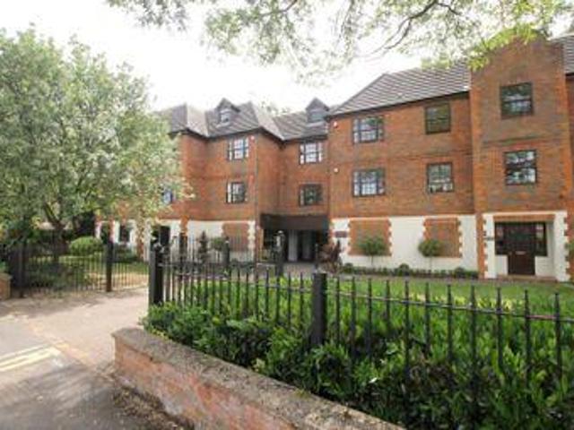 House for rent in Weybridge, Elmbridge