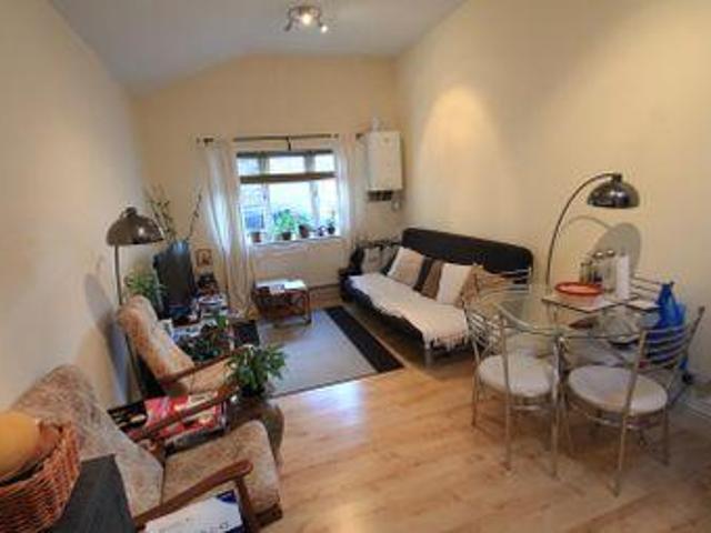 House for rent in Surrey