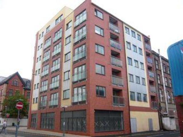 House for rent in Calderstones