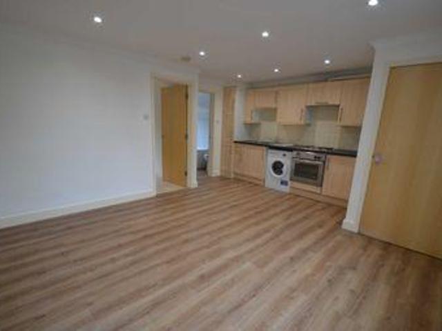 House for rent in Pachesham Park, Surrey