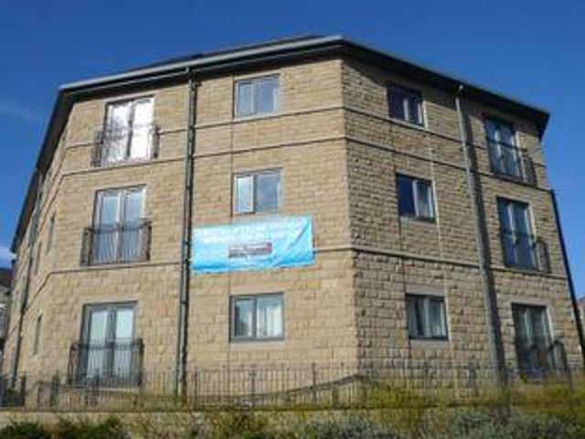 House for rent in Halifax, West Yorkshire