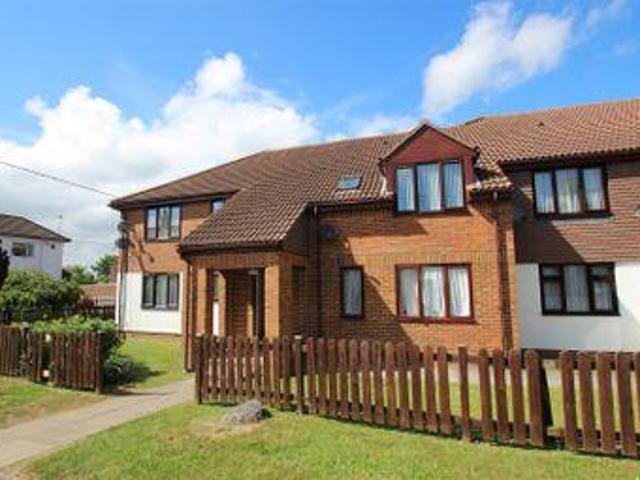 House for rent in Perryfields, West Sussex