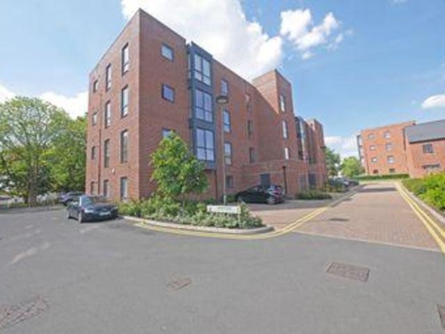 House for rent in Uxbridge, Greater London