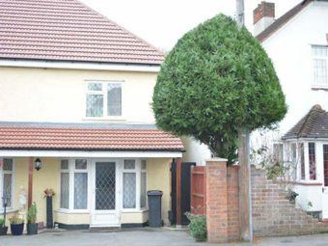 House for rent in Epsom, Surrey