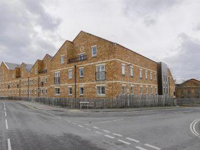 House for sale in Loundsley Green, East Midlands