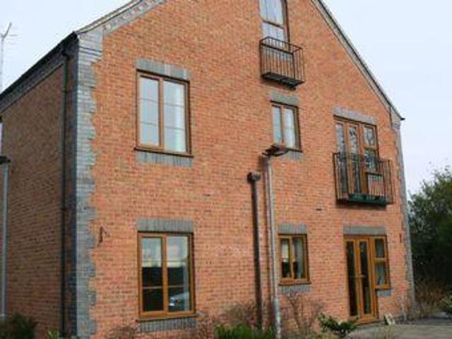 House for sale in Stoke-on-Trent