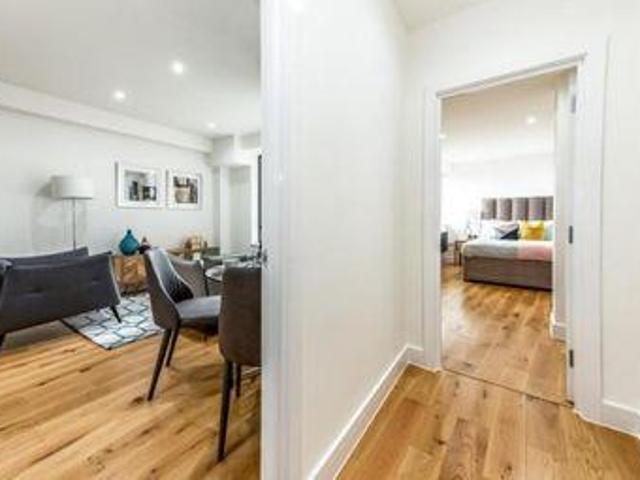 House for sale in Pachesham Park, Surrey