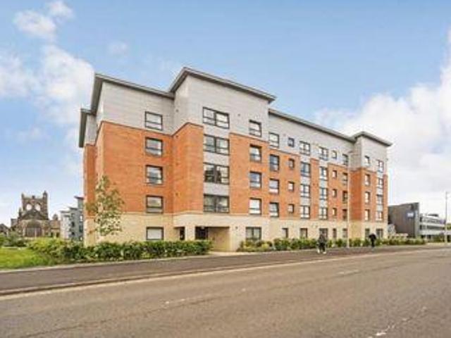 House for sale in Paisley, Renfrewshire