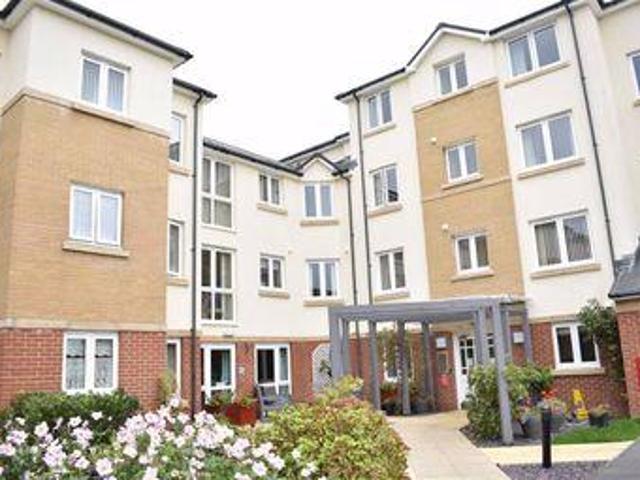 House for sale in Swansea Gate Business Park, Jersey Marine