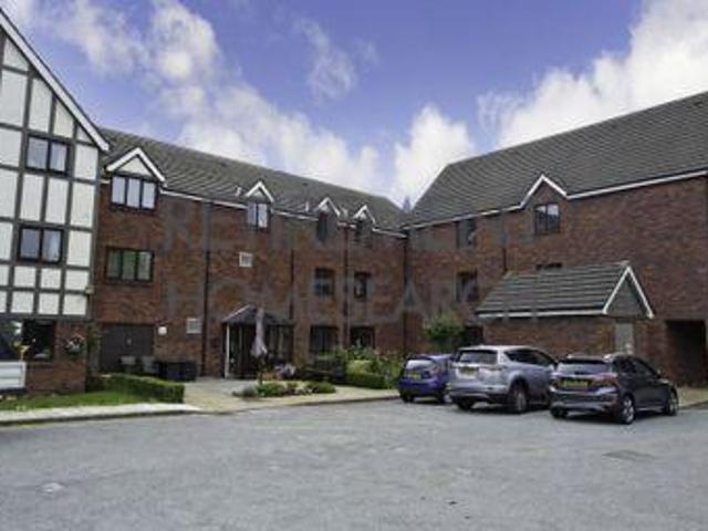 House for sale in Knutsford