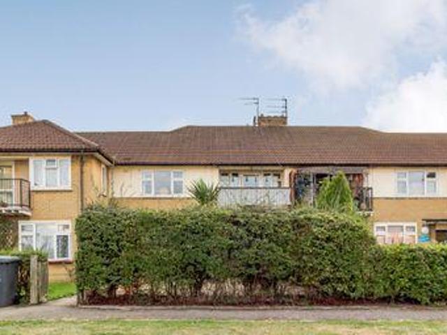 House for sale in Borehamwood, Hertsmere