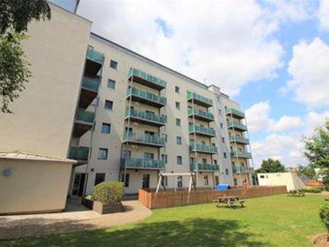 House for sale in Greater London