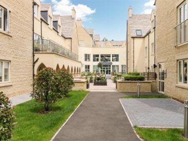 House for sale in Fossebridge, Gloucestershire