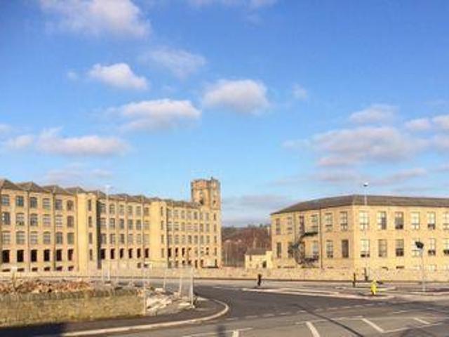 House for sale in Batley, West Yorkshire