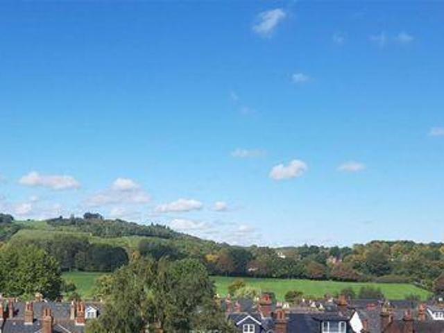 House for sale in Pachesham Park, Surrey