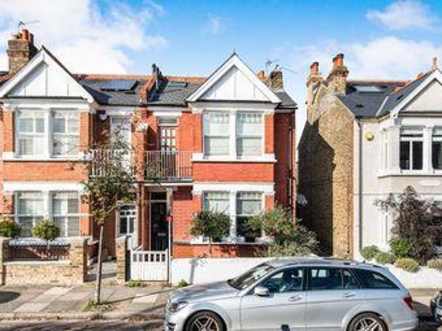 House for sale in Twickenham, Greater London