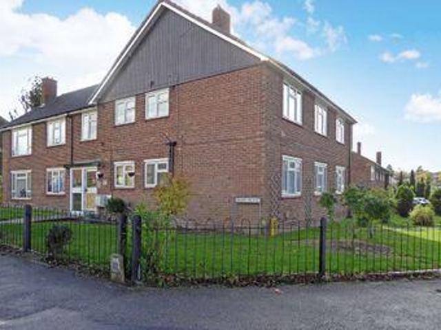 House for sale in Dunstable, Central Bedfordshire