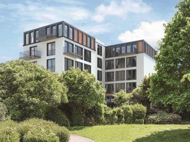 House for sale in New Malden, Greater London