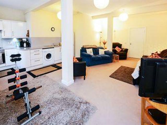 House for sale in Hamilton, Scotland
