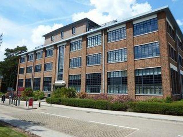 House for sale in Farnborough, Rushmoor