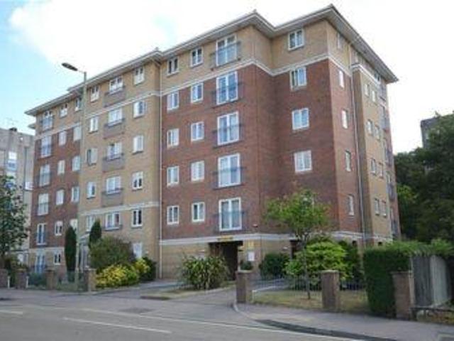 House for sale in Farnborough, Rushmoor