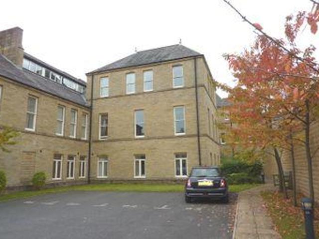 House for sale in Halifax, West Yorkshire