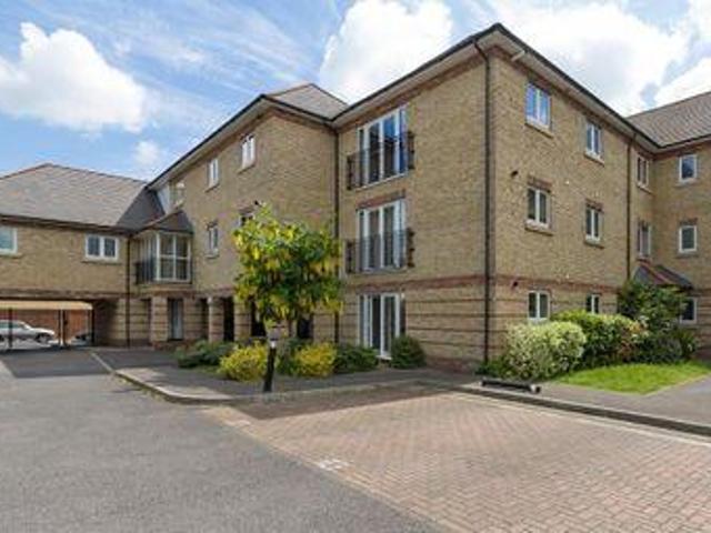 House for sale in Oad Street, Kent