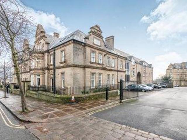 House for sale in Halifax, West Yorkshire