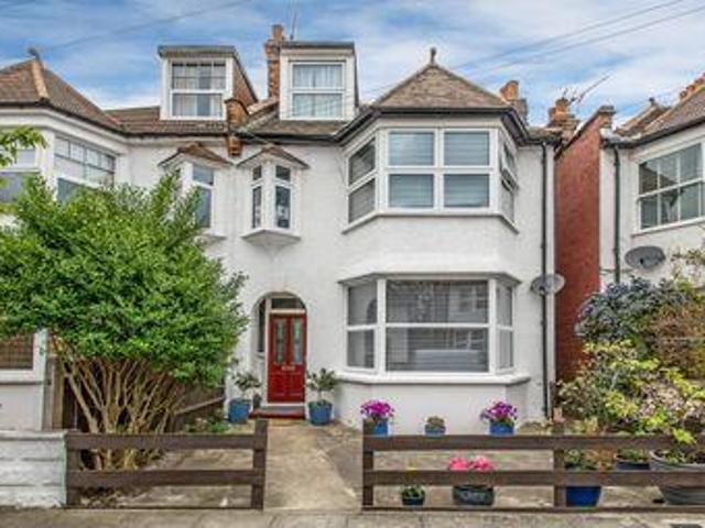 House for sale in New Malden, Greater London