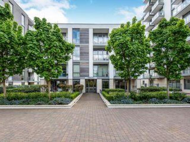House for sale in Brentford End, Greater London