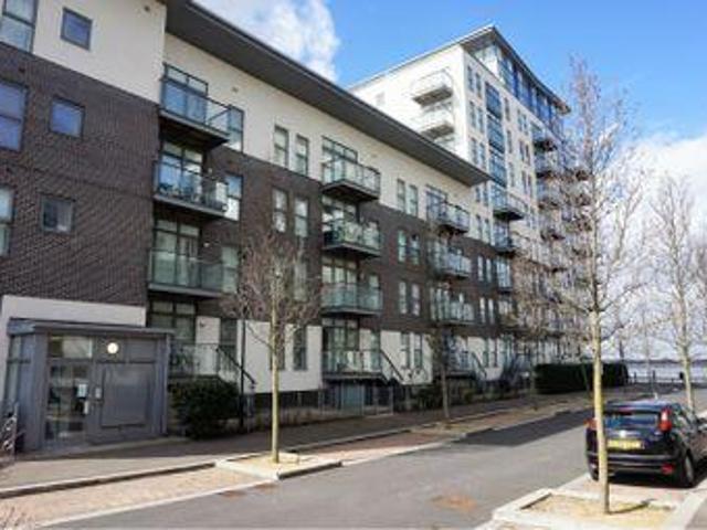 House for sale in Greenhithe, Dartford