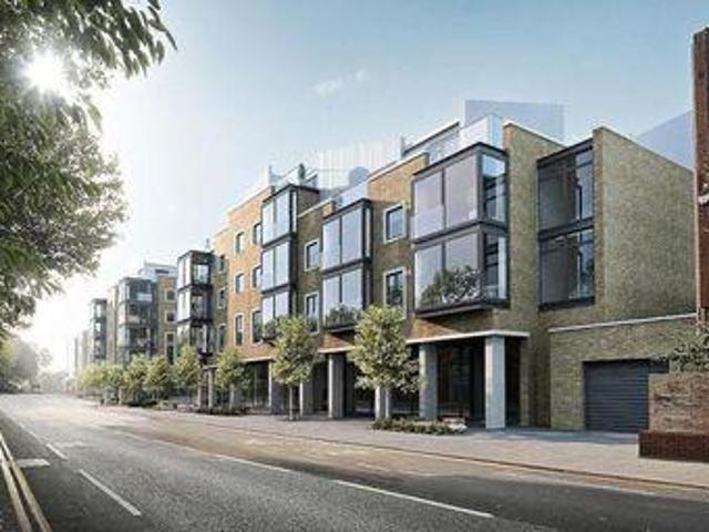 House for sale in Isleworth, Greater London